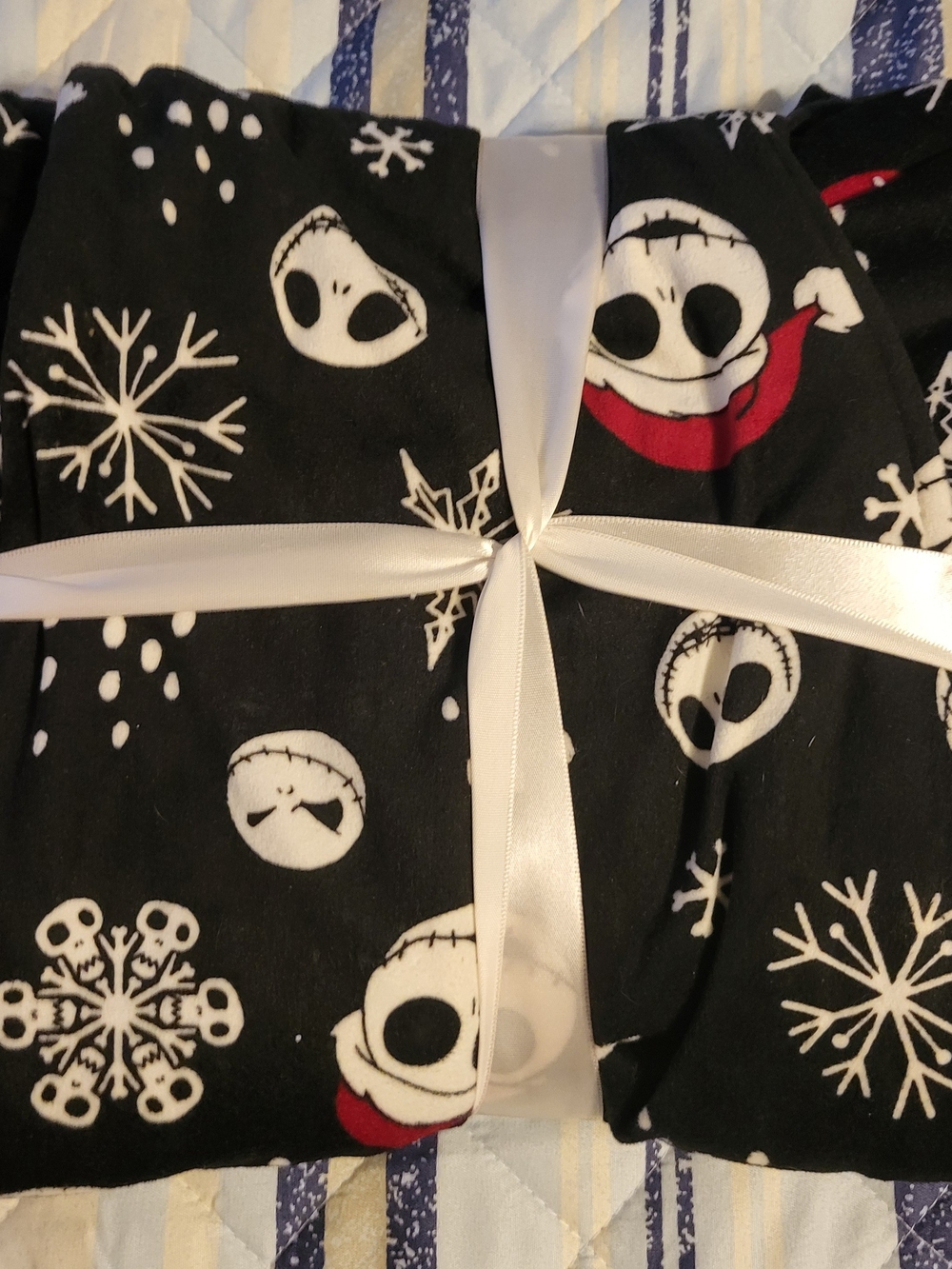Disney  The Nightmare Before Christmas Pajama Set Soft Fleece Sz 12 14 Large